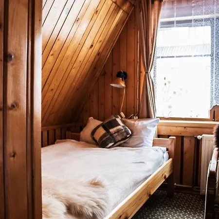 Pod Jesionami Rum i privatbostad *